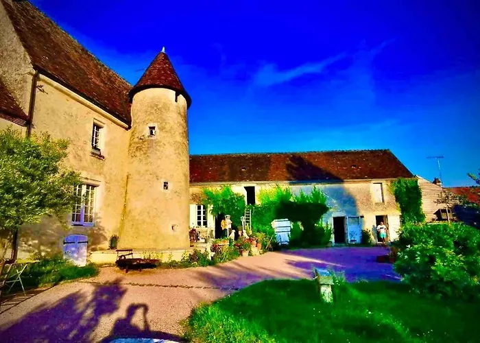 Апартаменты Manoir De La Barre *