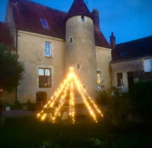 Апартаменты Manoir De La Barre *